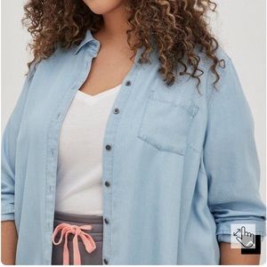 Torrid denim shirt - size 2